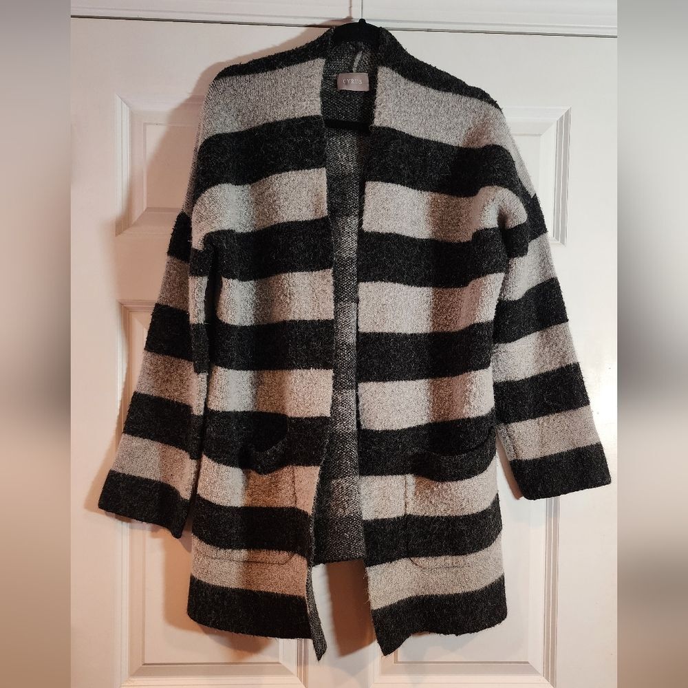 Cyrus Striped Black and Gray Women's Warm Sweater L